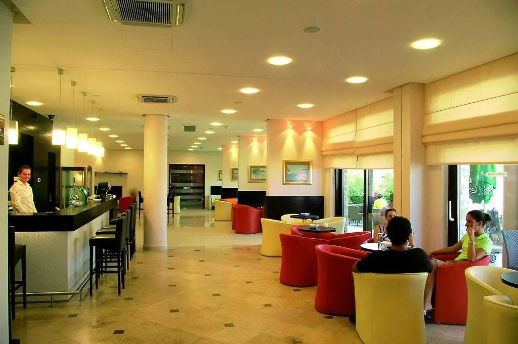 Family Hotel Pagus Pag Town