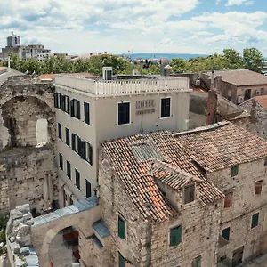 Peristil Hotell Split